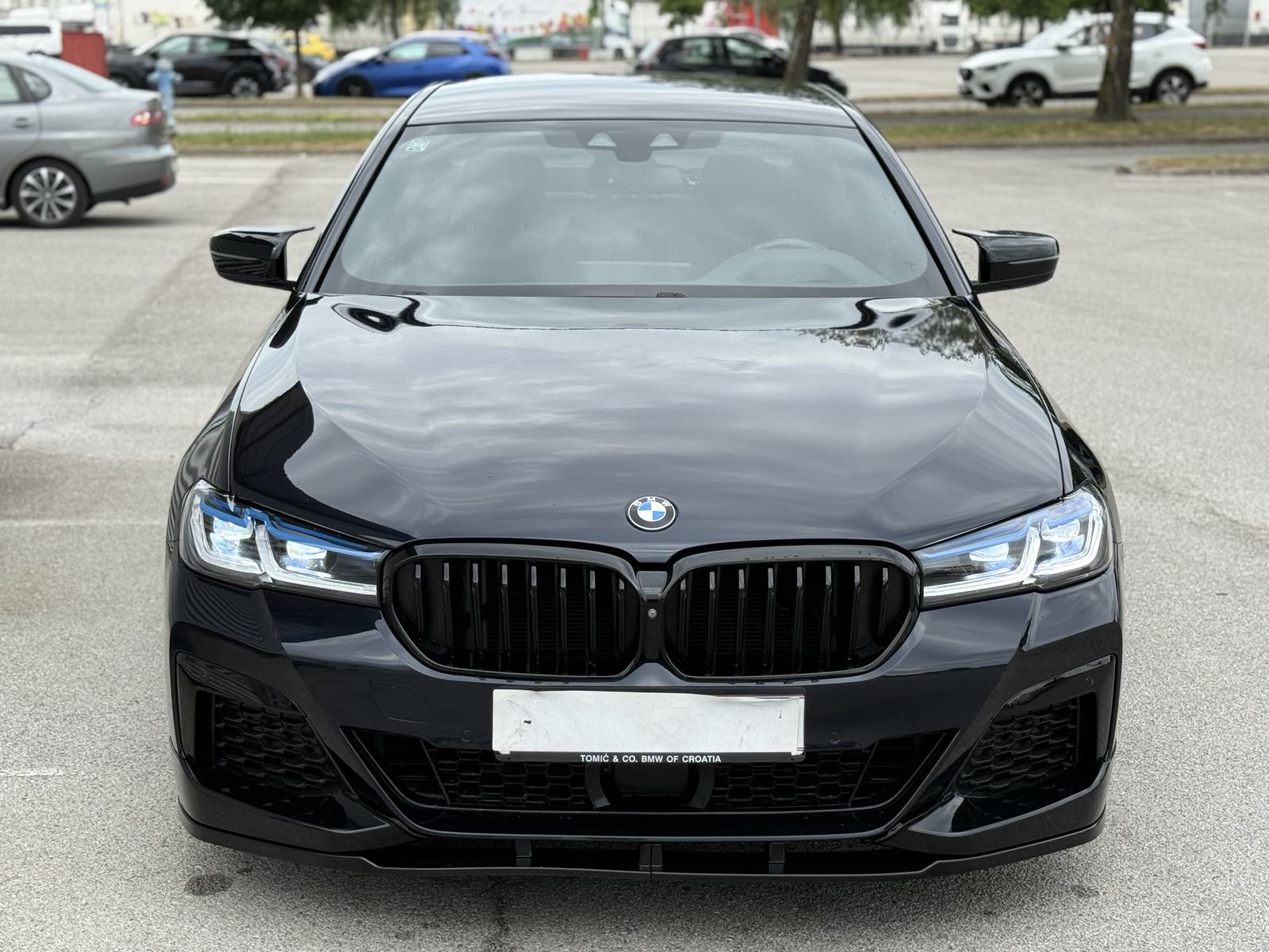 BMW serija 5 520 D M5 LOOK REDIZAJN M PAKET 190 KS LASERI HEAD UP ALU, fotografija 10