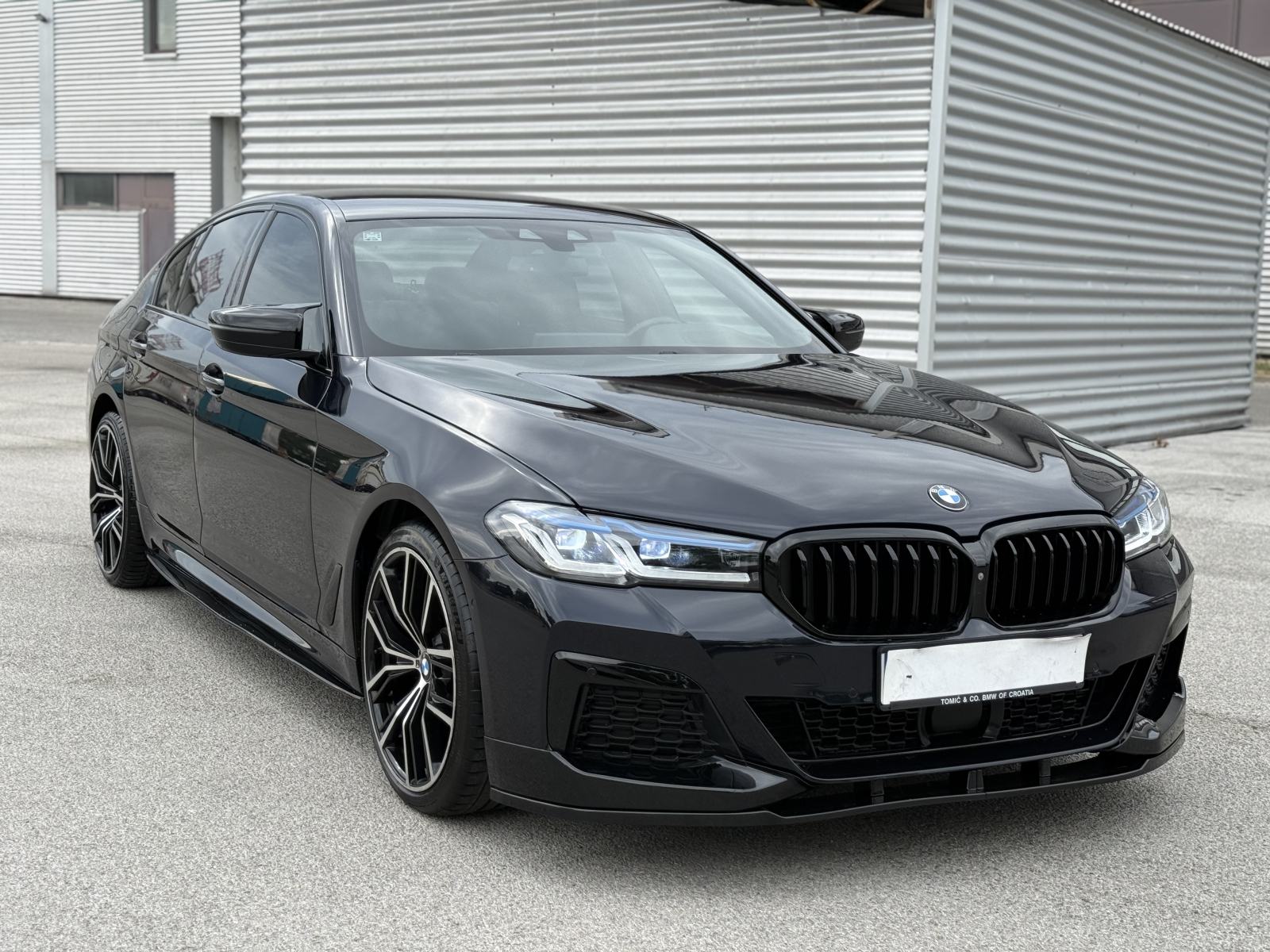 BMW serija 5 520 D M5 LOOK REDIZAJN M PAKET 190 KS LASERI HEAD UP ALU, pogled izvana - slika 4
