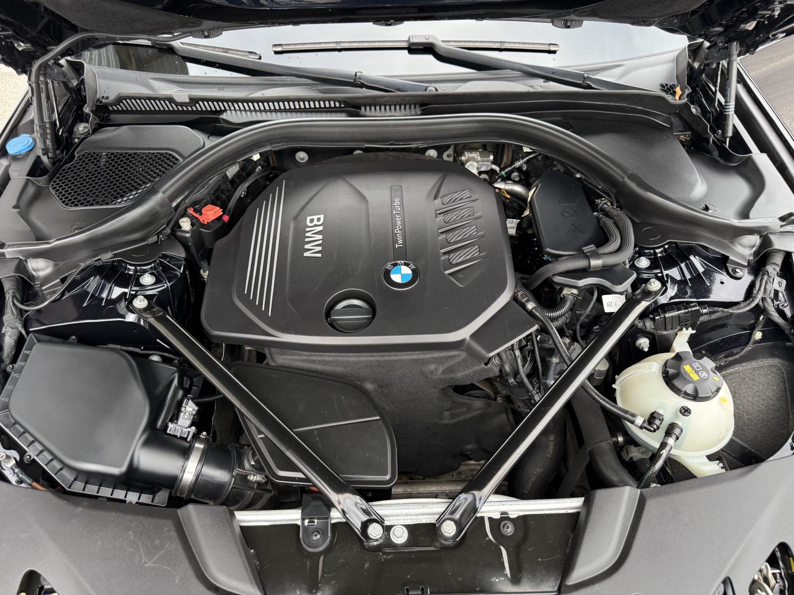 BMW serija 5 520 D M5 LOOK REDIZAJN M PAKET 190 KS LASERI HEAD UP ALU, fotografija 14
