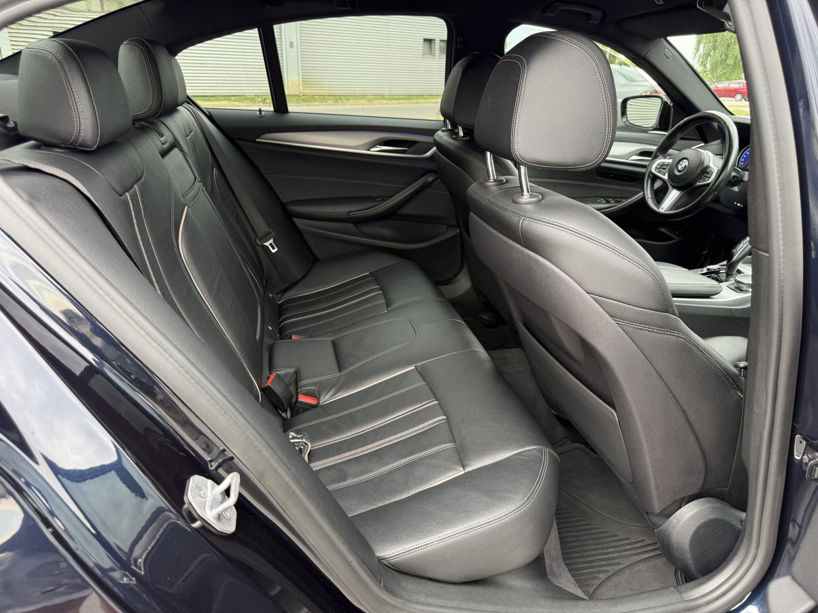 BMW serija 5 520 D M5 LOOK REDIZAJN M PAKET 190 KS LASERI HEAD UP ALU, fotografija 17