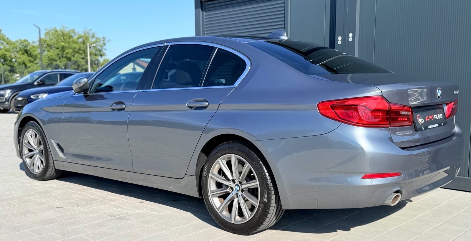 BMW serija 5 520d *ADVANTAGE*NAVI*KOŽA*18”ALU*, fotografija 5