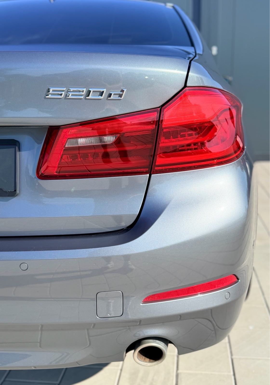 BMW serija 5 520d *ADVANTAGE*NAVI*KOŽA*18”ALU*, fotografija 9