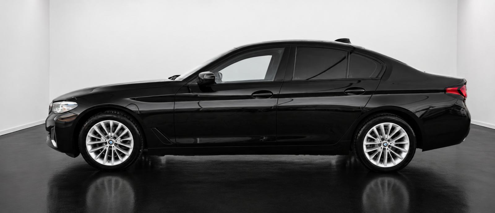 BMW serija 5 520d aut. Luxury line - MOGUĆNOST LEASINGA I JAMSTVA, fotografija 7