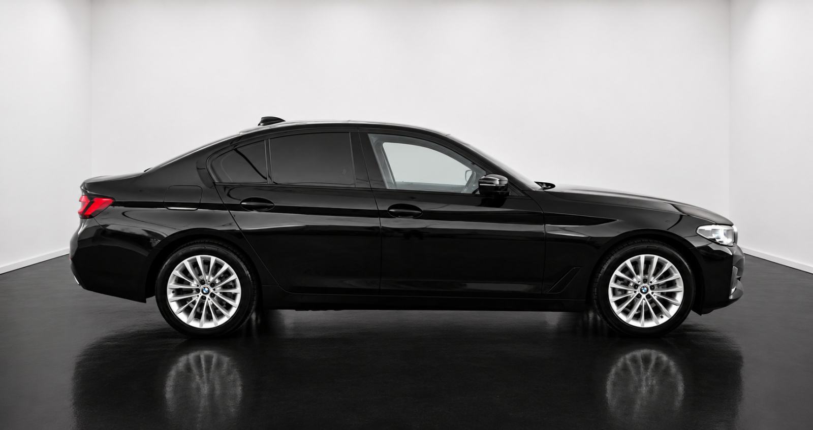 BMW serija 5 520d aut. Luxury line - MOGUĆNOST LEASINGA I JAMSTVA, fotografija 8