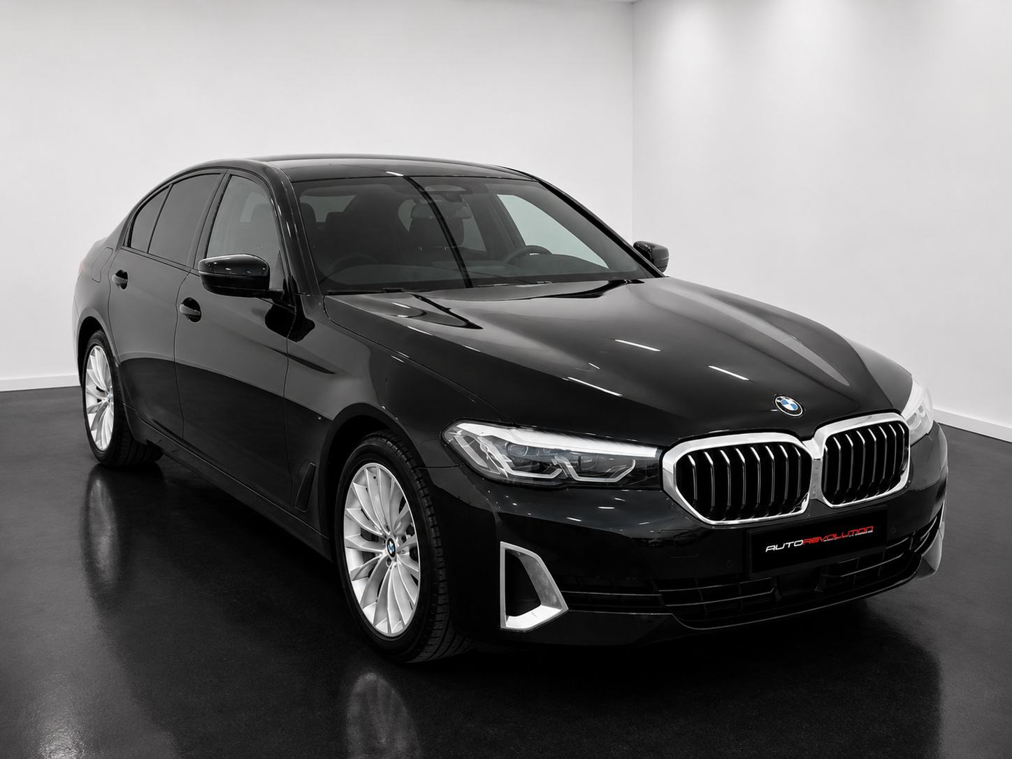 BMW serija 5 520d aut. Luxury line - MOGUĆNOST LEASINGA I JAMSTVA, fotografija 3