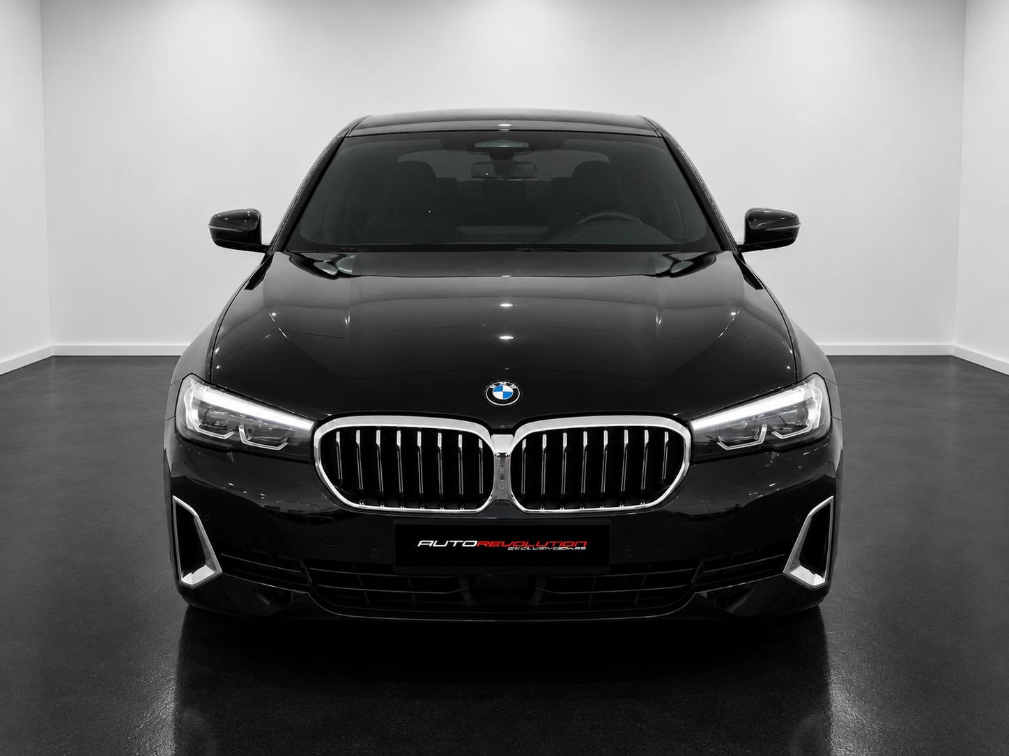 BMW serija 5 520d aut. Luxury line - MOGUĆNOST LEASINGA I JAMSTVA, fotografija 2