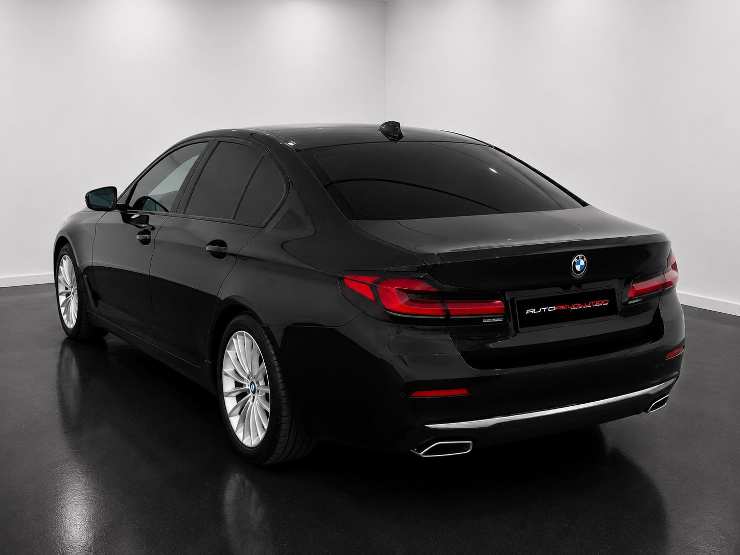 BMW serija 5 520d aut. Luxury line - MOGUĆNOST LEASINGA I JAMSTVA, fotografija 4