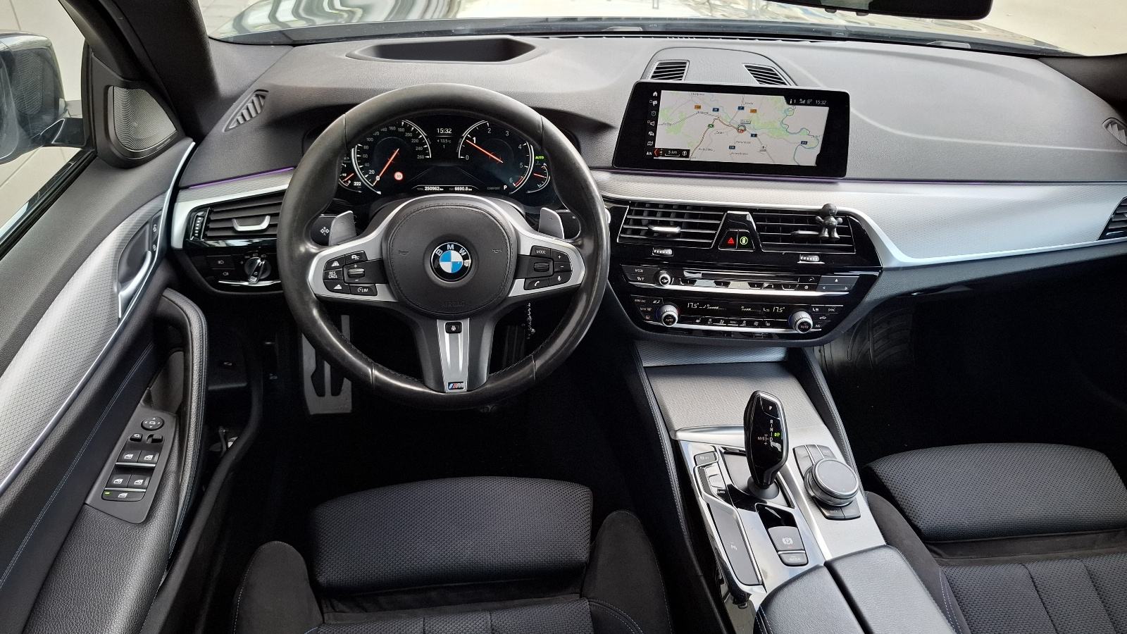 BMW serija 5 520d AUTOMATIK/2017/M-SPORT/, fotografija 8
