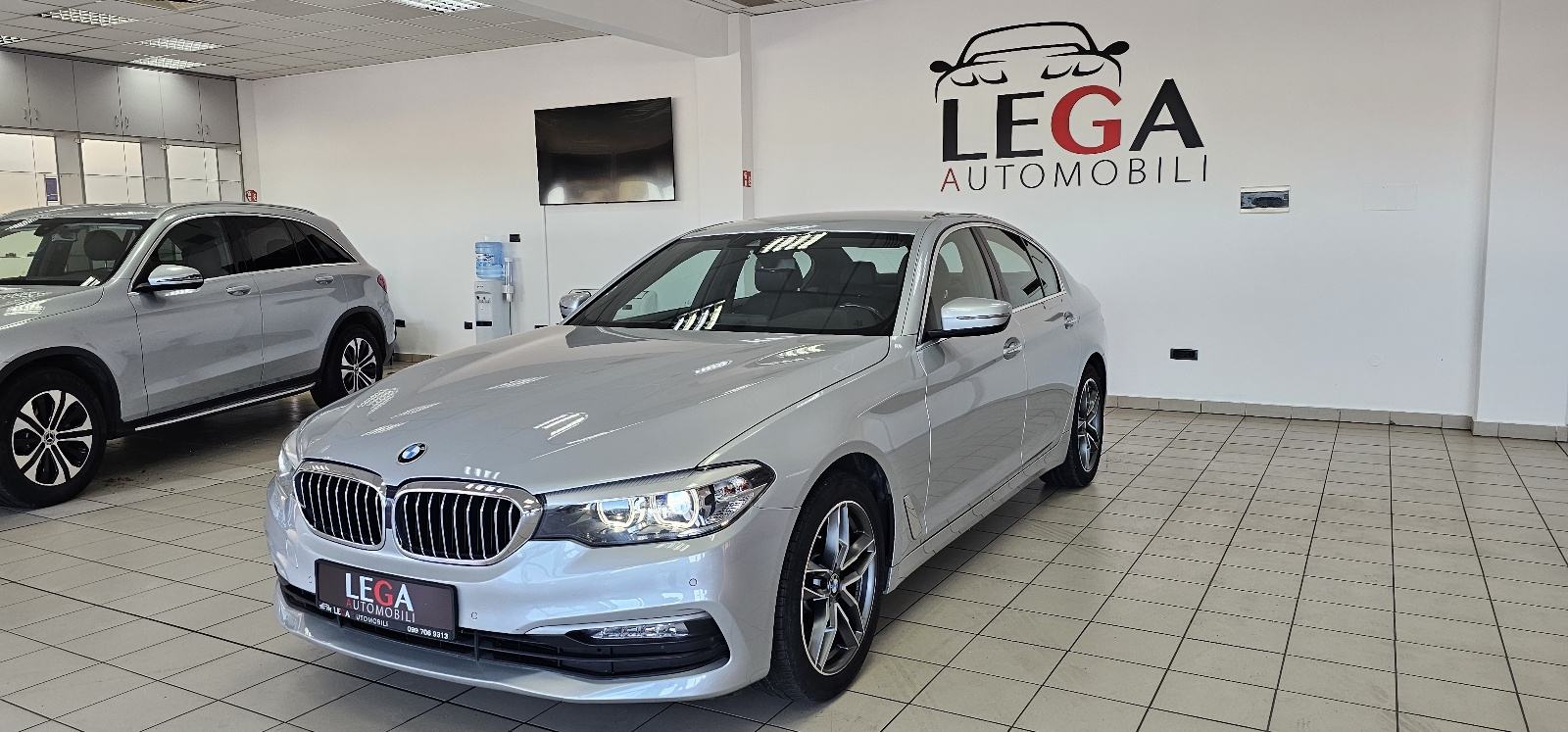 BMW serija 5 520d automatik ADVANTAGE,190KS, fotografija 1