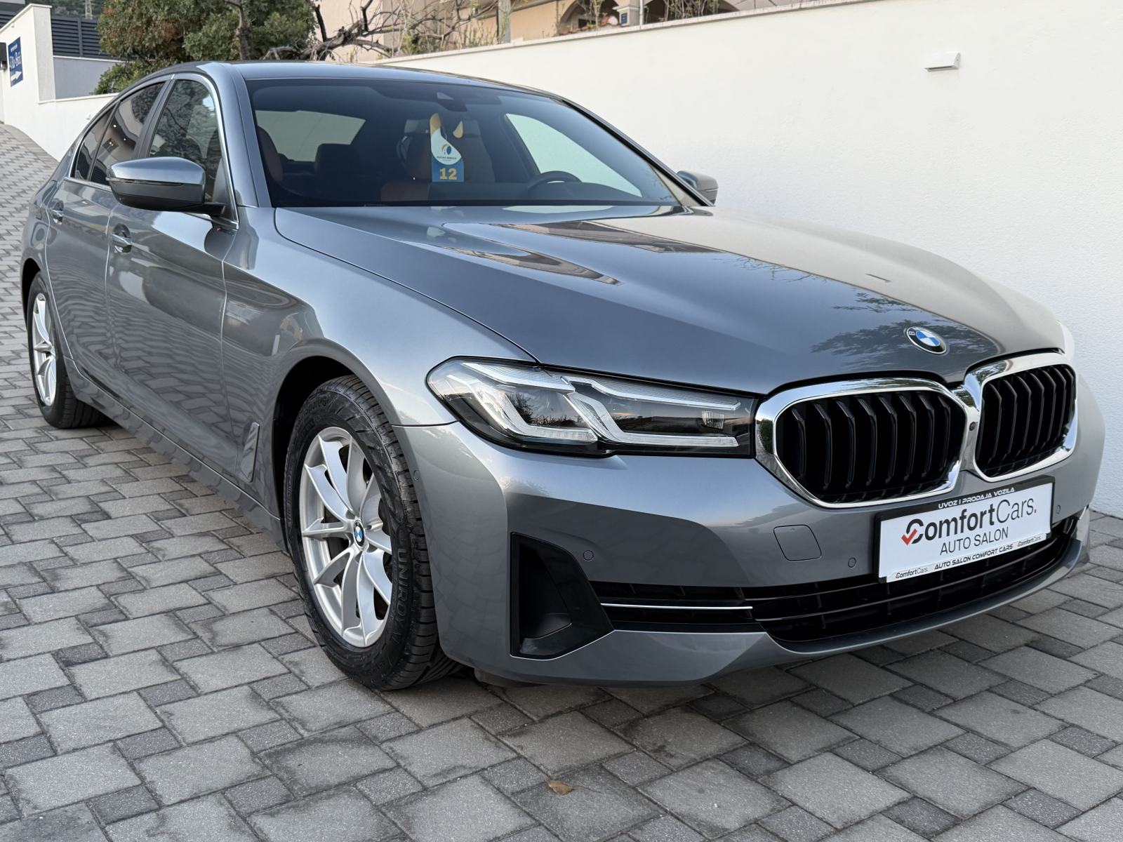 BMW serija 5 520d~Automatik~Led Adaptive~Virtual~Koža~Servisna~Jamstvo, fotografija 3