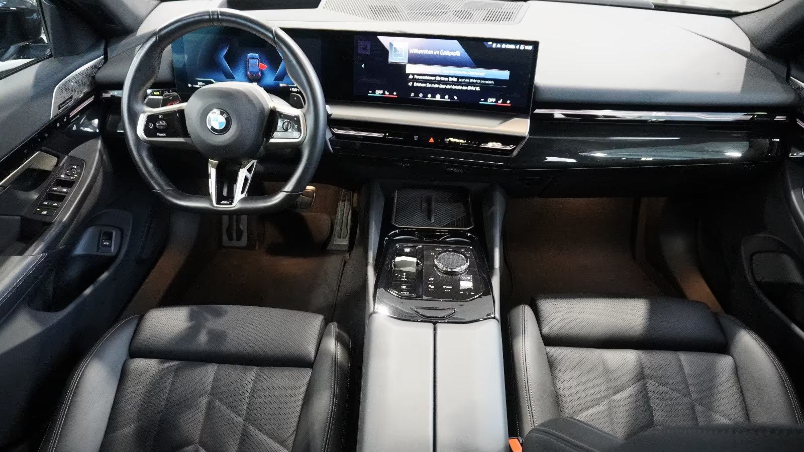 BMW serija 5 520d Automatik, M Sport, xDrive, fotografija 8