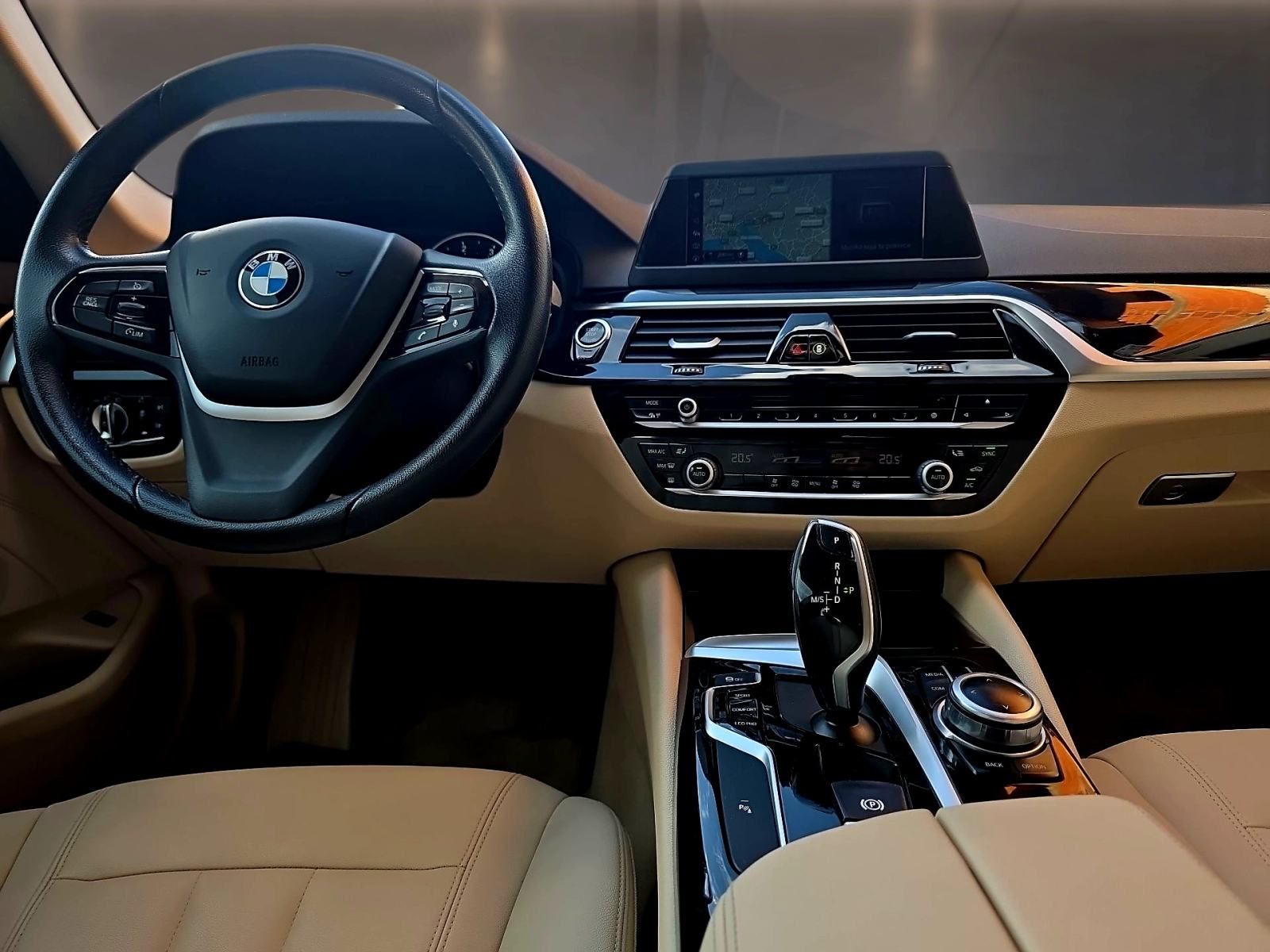 BMW serija 5 520d ***AUTOMATIK***NAVI,CAM,KEY LESS***TOP STANJE***, fotografija 20