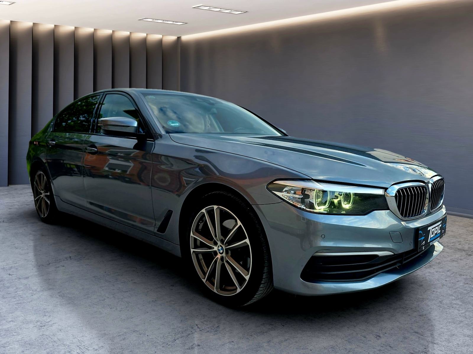 BMW serija 5 520d ***AUTOMATIK***NAVI,CAM,KEY LESS***TOP STANJE***, fotografija 5
