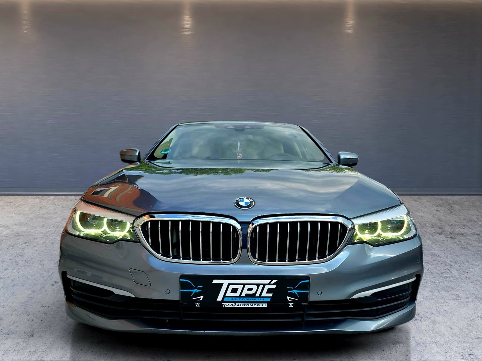 BMW serija 5 520d ***AUTOMATIK***NAVI,CAM,KEY LESS***TOP STANJE***, fotografija 3