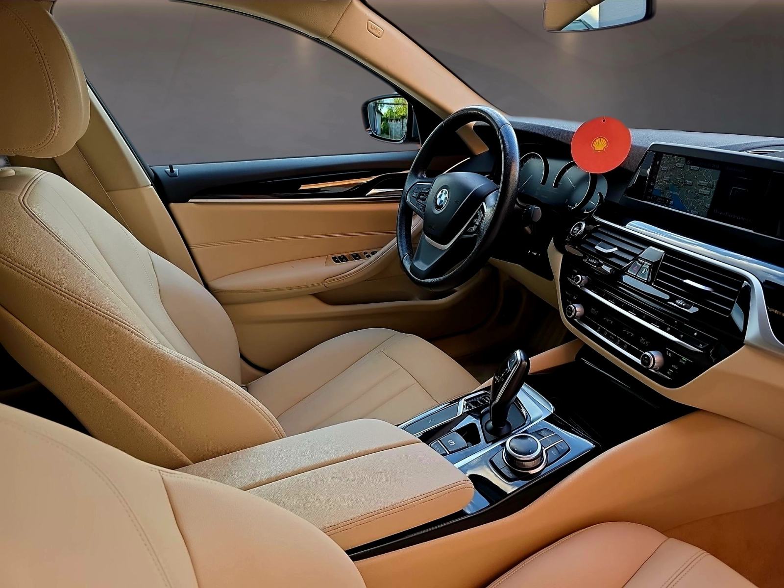 BMW serija 5 520d ***AUTOMATIK***NAVI,CAM,KEY LESS***TOP STANJE***, fotografija 15