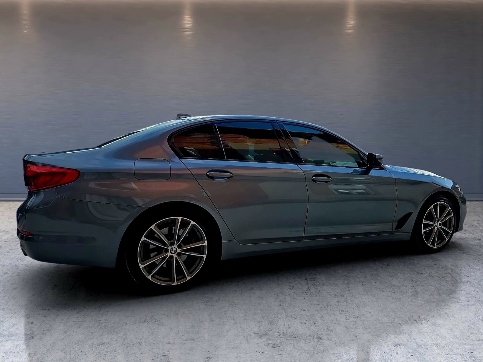 BMW serija 5 520d ***AUTOMATIK***NAVI,CAM,KEY LESS***TOP STANJE***, fotografija 6