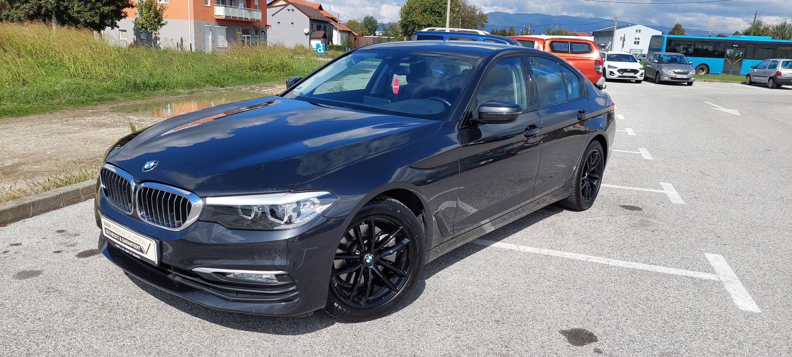 BMW serija 5 520d Automatik, Profi navigacija,kamera dr.opreme, pogled izvana - slika 3