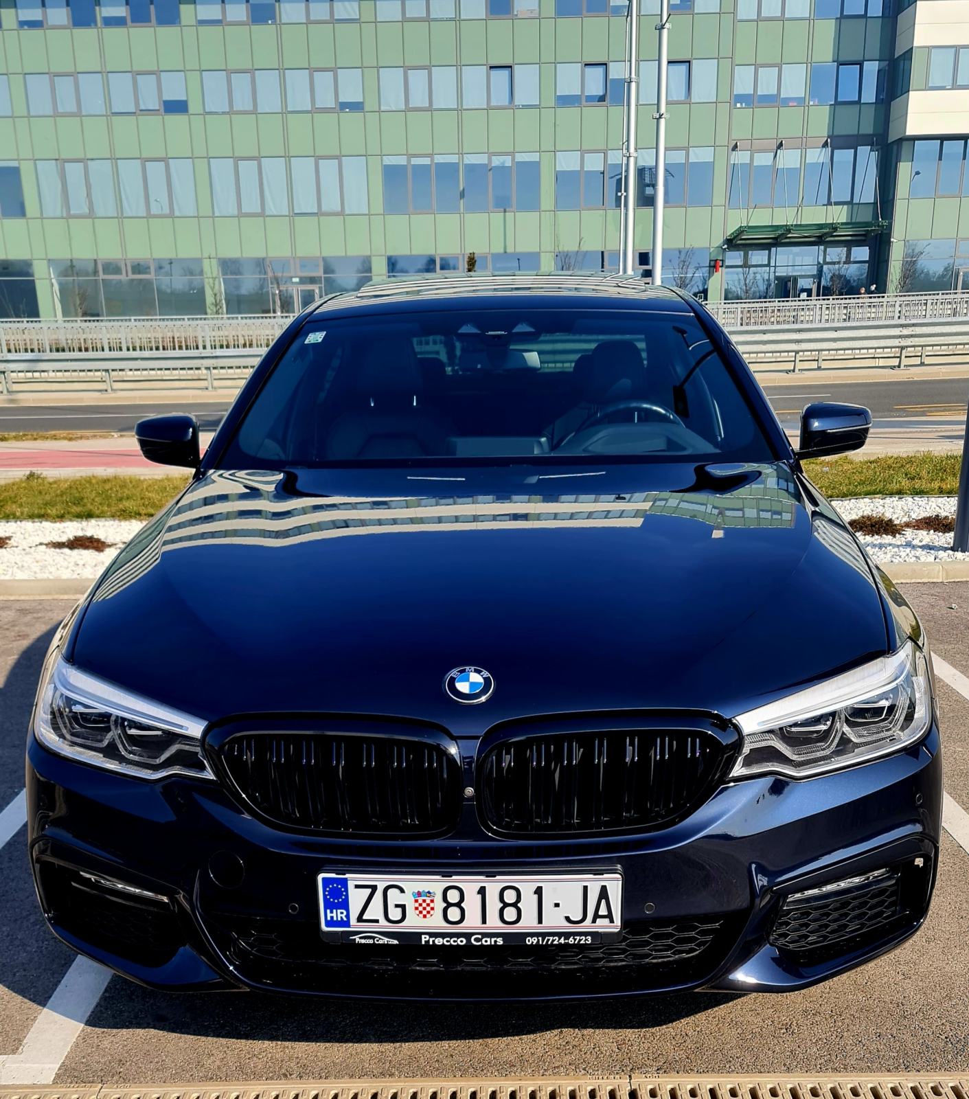BMW 520d x-drive,3 x M paket - siber - head up - koža - 360 kam, fotografija 2
