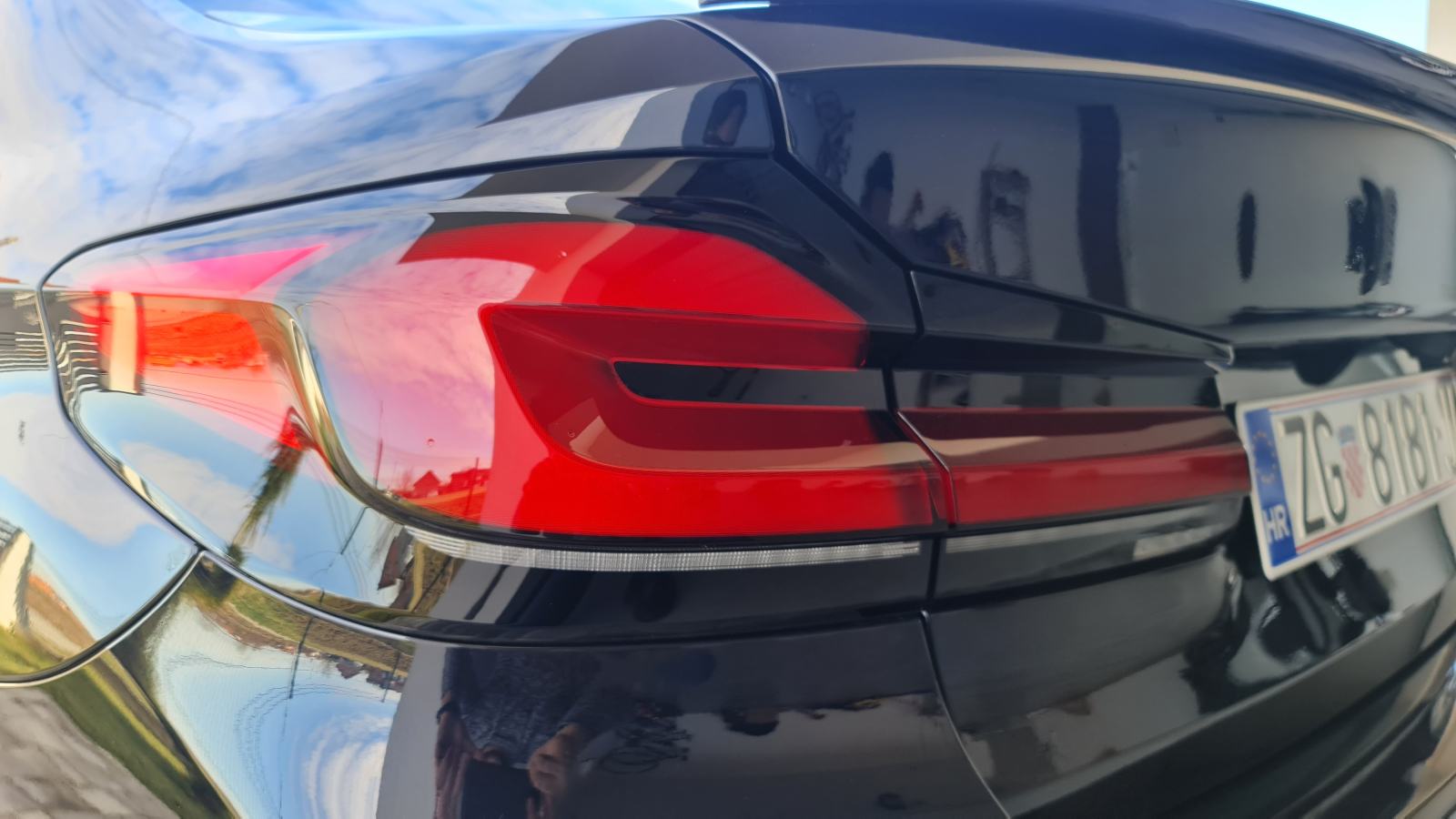 BMW 520d x-drive,3 x M paket - siber - head up - koža - 360 kam, fotografija 14