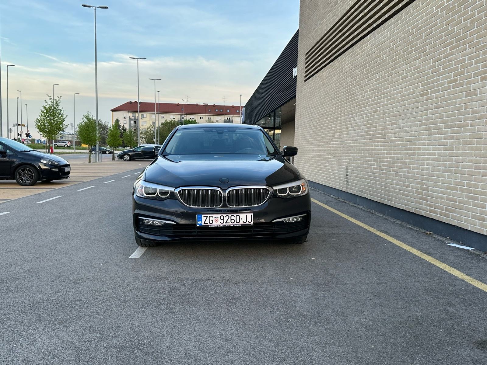 BMW serija 5 520d automatik / reg punu godinu dana, pogled izvana - slika 1