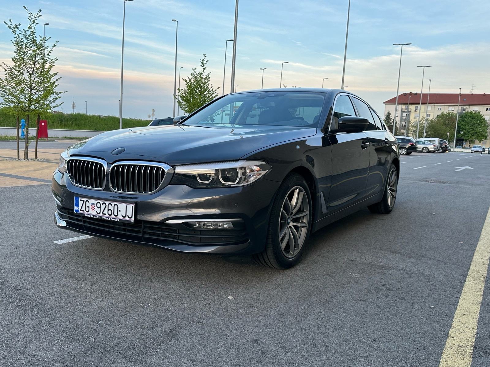 BMW serija 5 520d automatik / reg punu godinu dana, fotografija 7