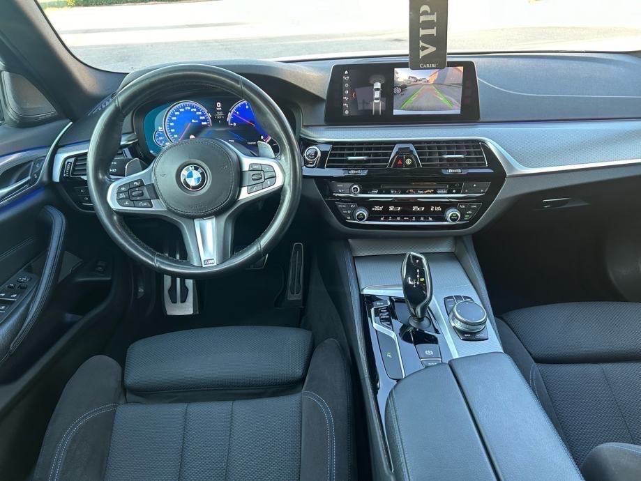 BMW G30 520d M-Paket + M-Perfomance Soft close Head Up Keyless, fotografija 15