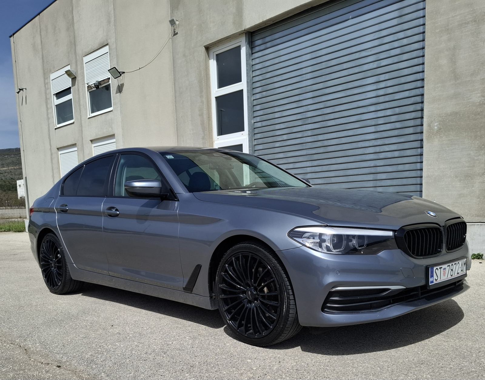 BMW serija 5 520d automatik, fotografija 12