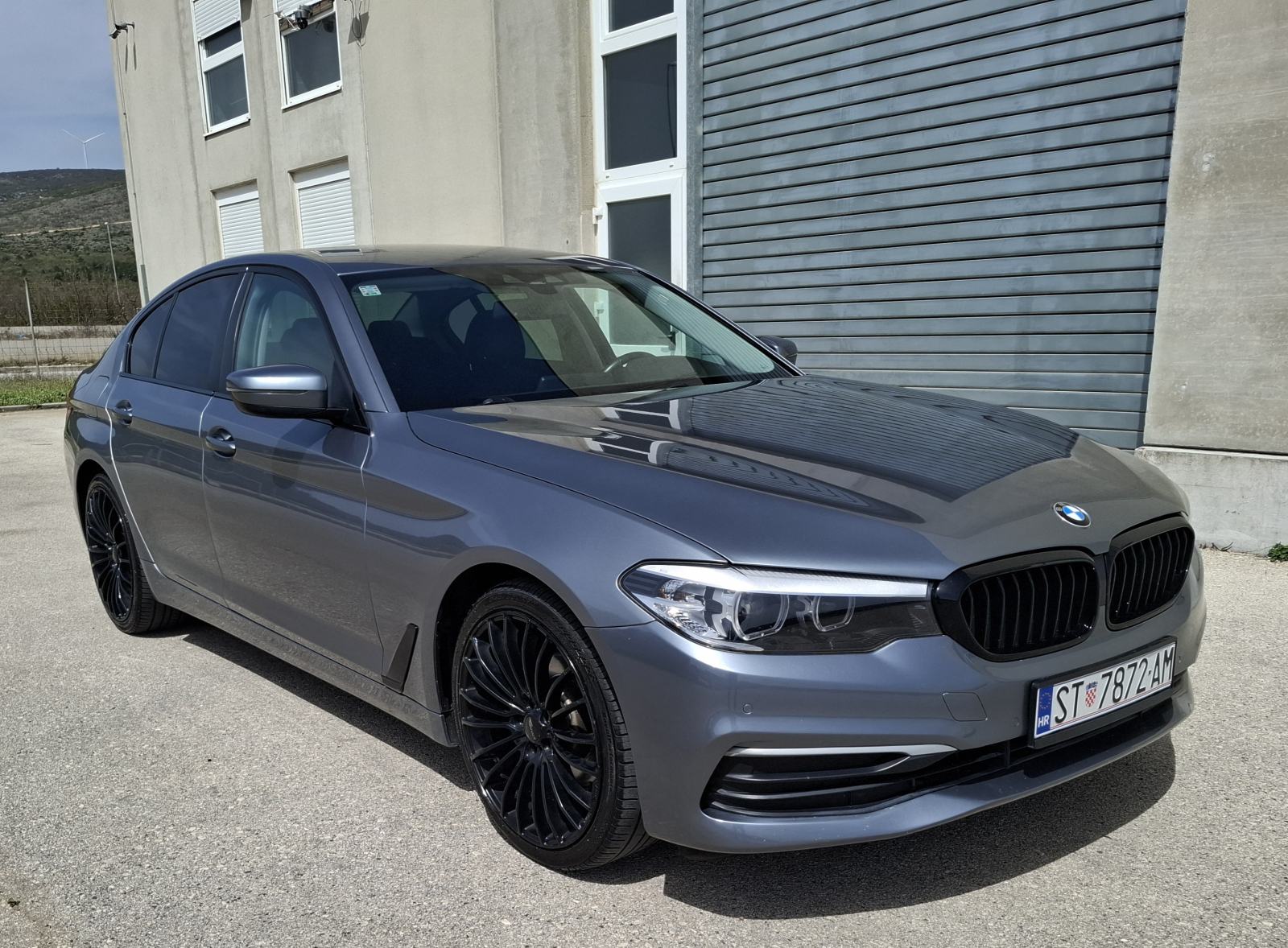 BMW serija 5 520d automatik, fotografija 16