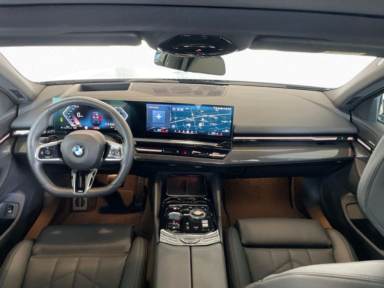 BMW serija 5 520d M Sport, fotografija 7
