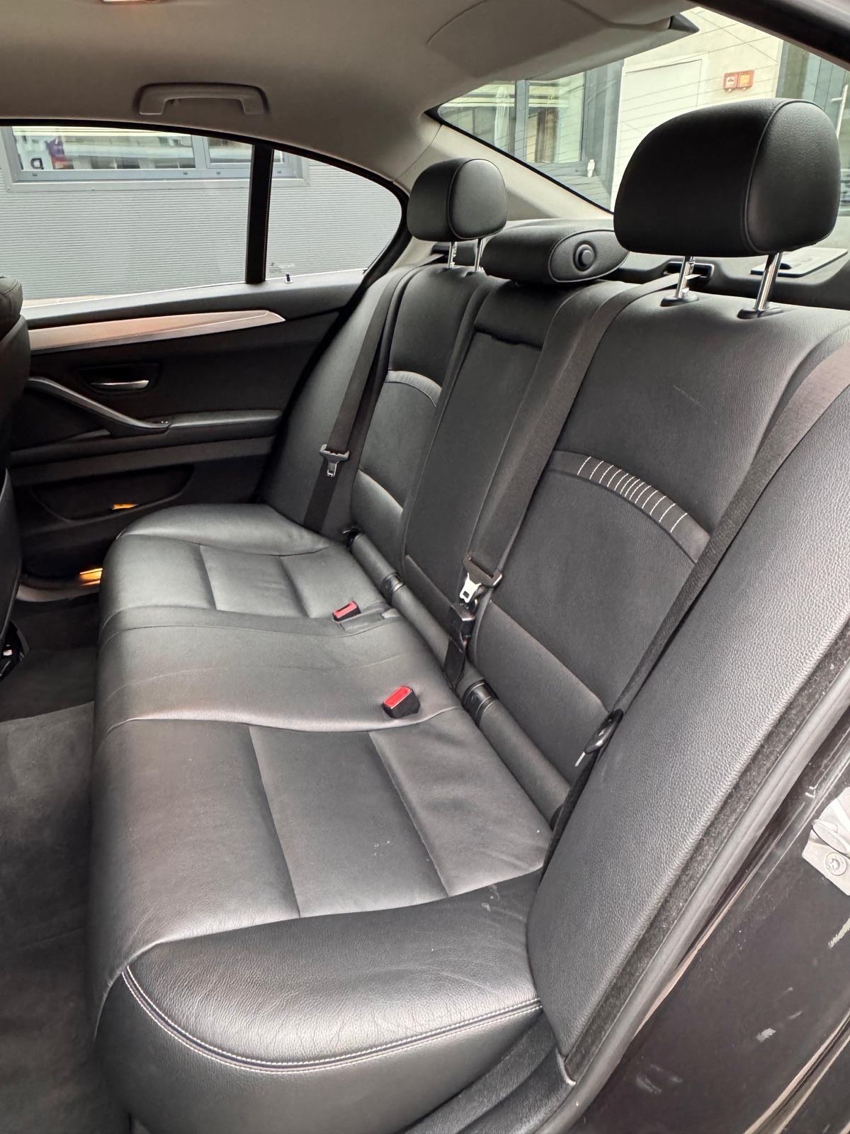 BMW serija 5 520d automatik, fotografija 16