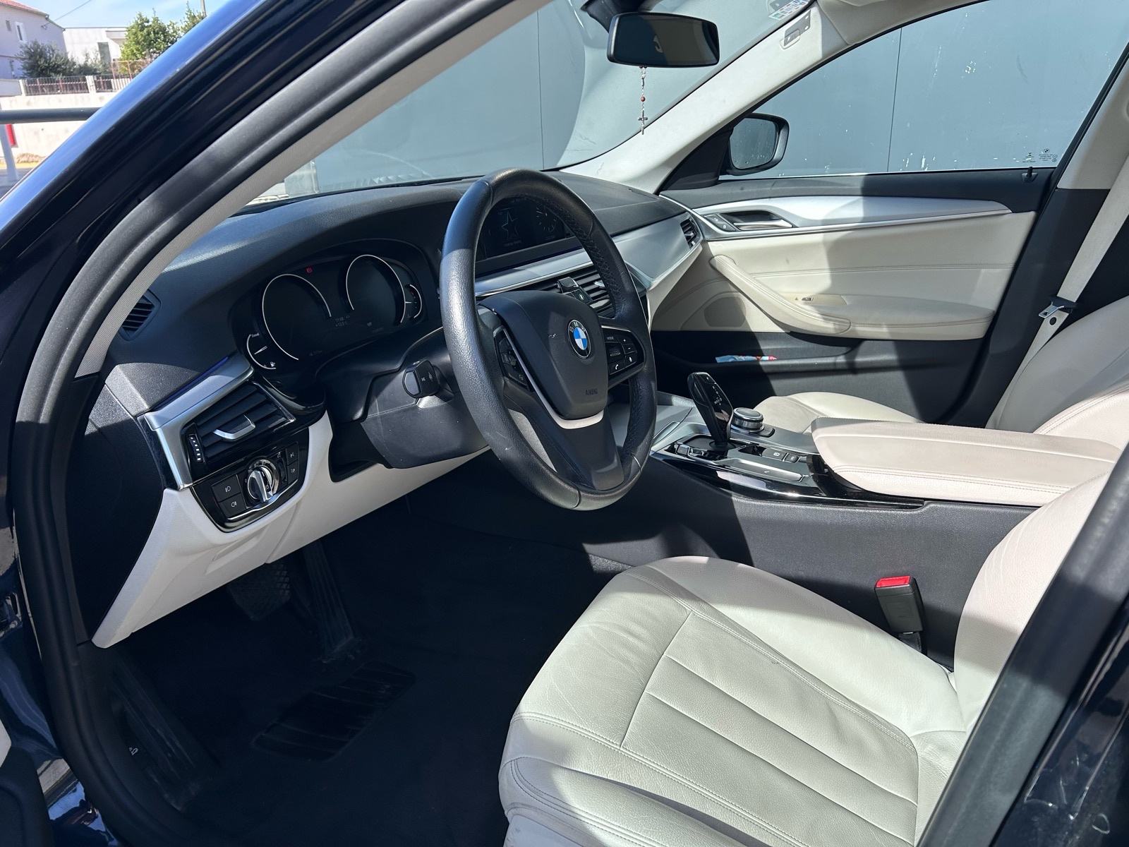 BMW serija 5 520d automatik, fotografija 18