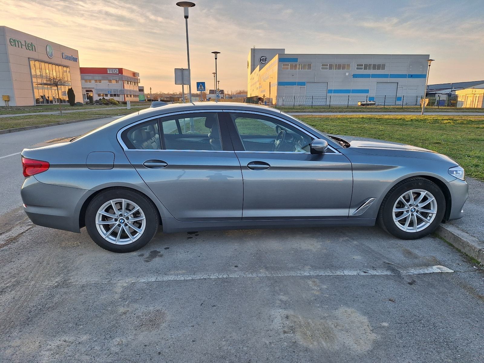 BMW serija 5, 520 d, pogled izvana - slika 4