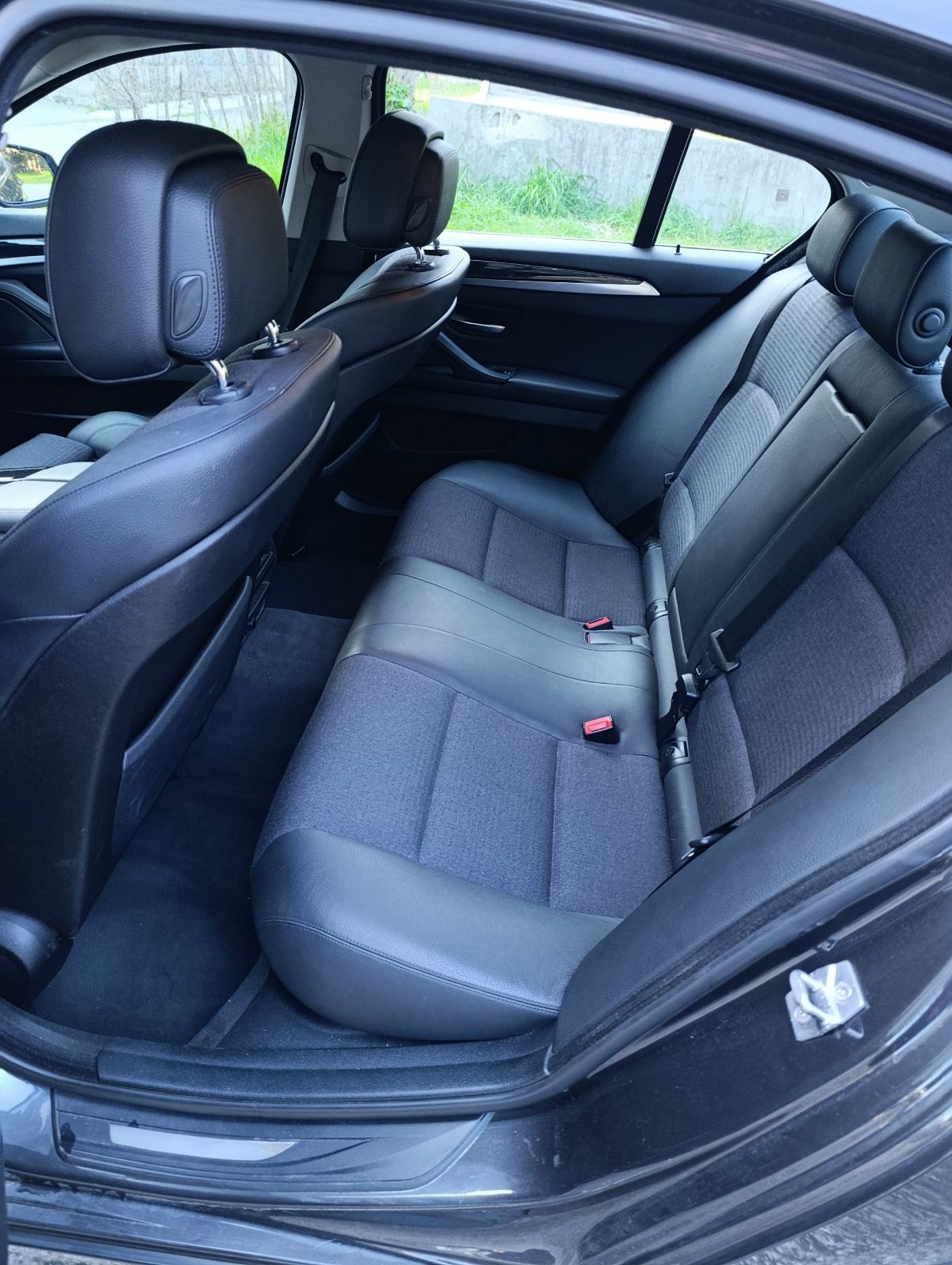 BMW serija 5 520d automatik, fotografija 9