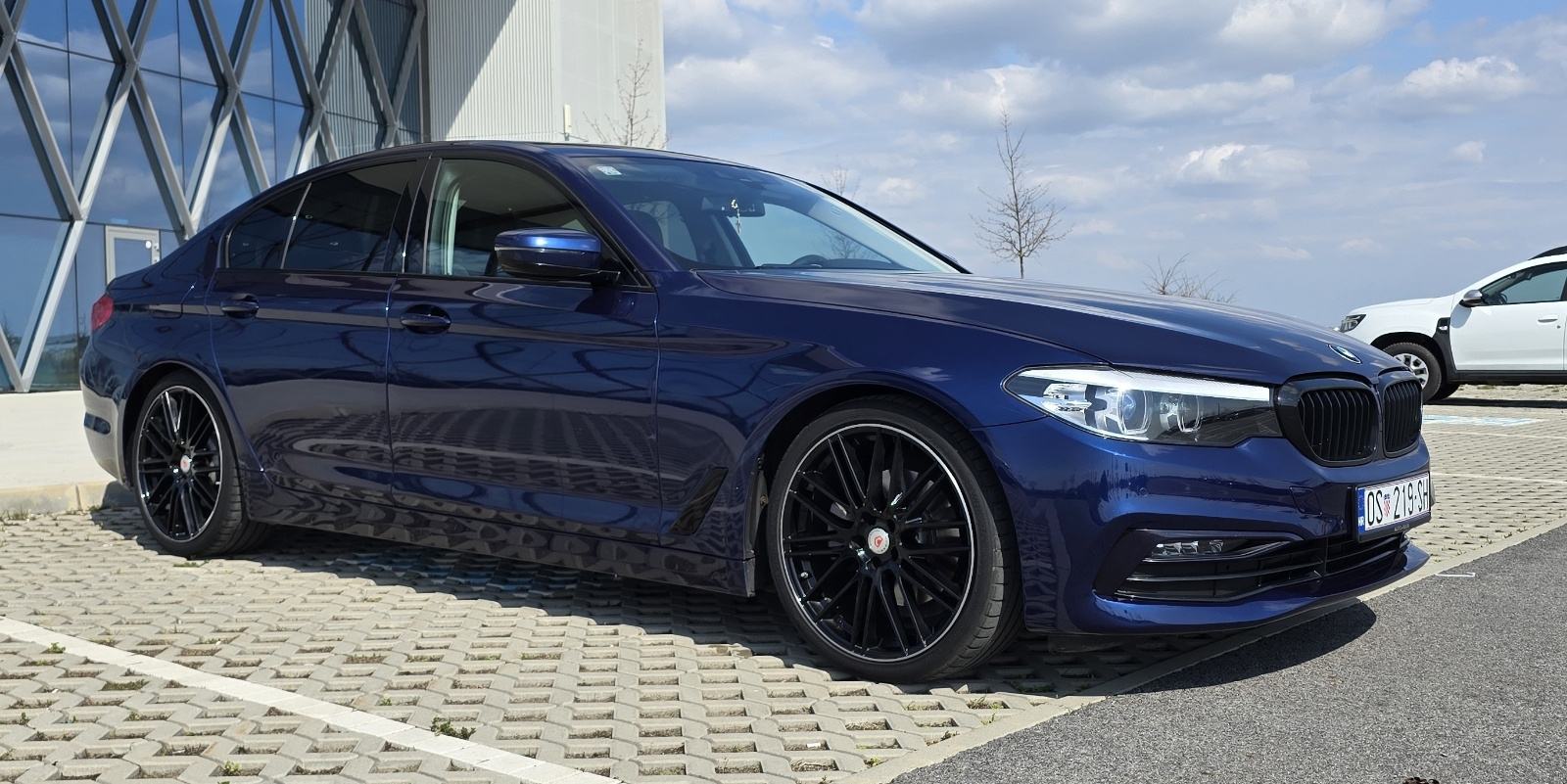 BMW serija 5 520d automatik, pogled izvana - slika 1