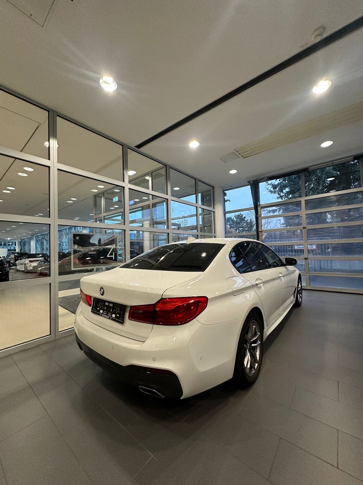 BMW serija 5, M SPORT, X-DRIVE, VIRTUAL, 190KS, AUTOMATIK, F1, REG, pogled izvana - slika 4