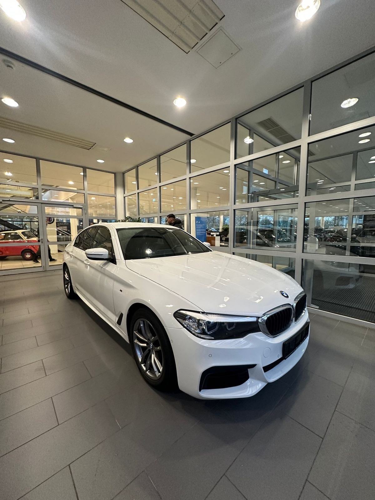 BMW serija 5, M SPORT, X-DRIVE, VIRTUAL, 190KS, AUTOMATIK, F1, REG, pogled izvana - slika 3