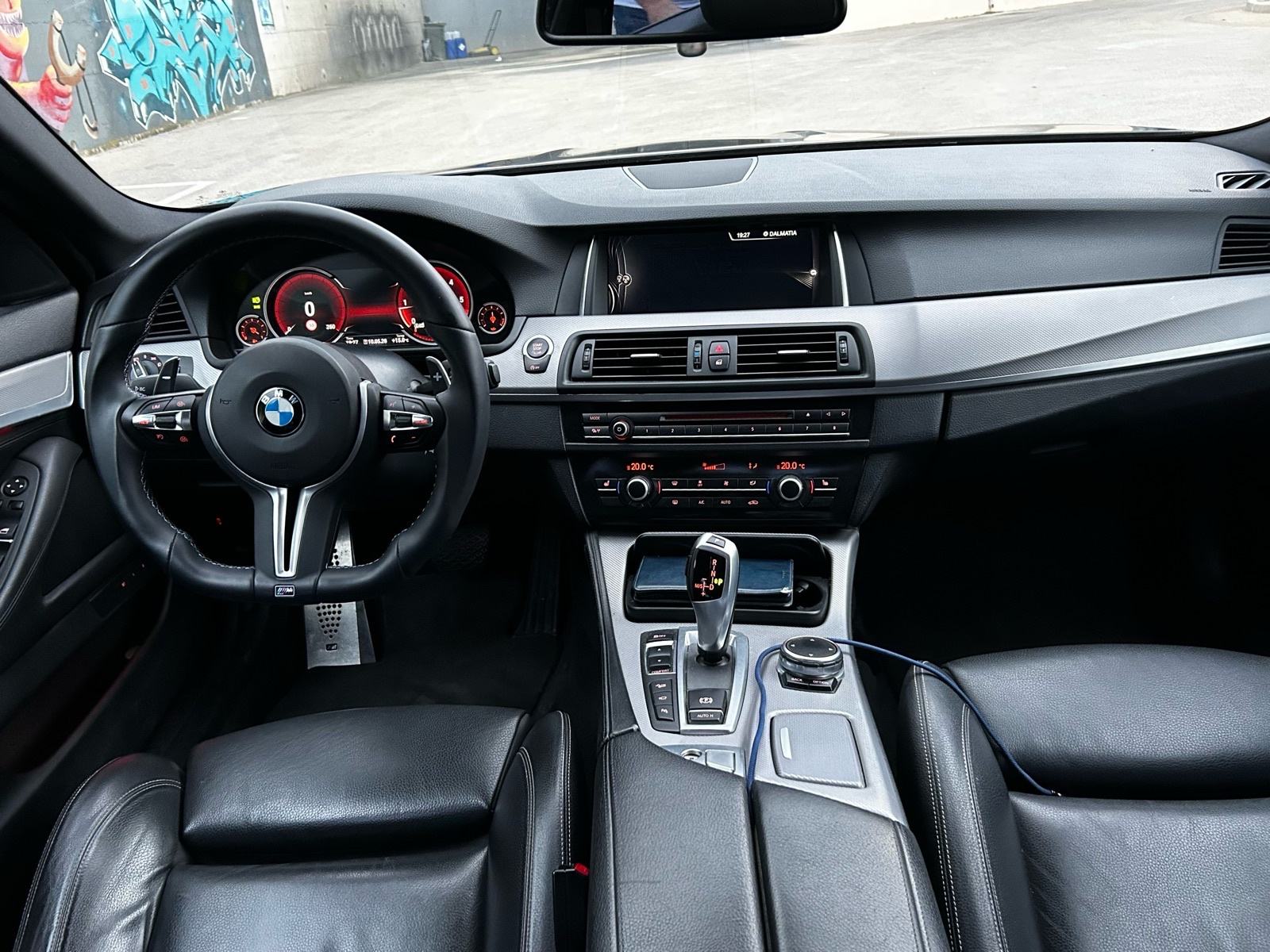 BMW serija 5 520d automatik, fotografija 11