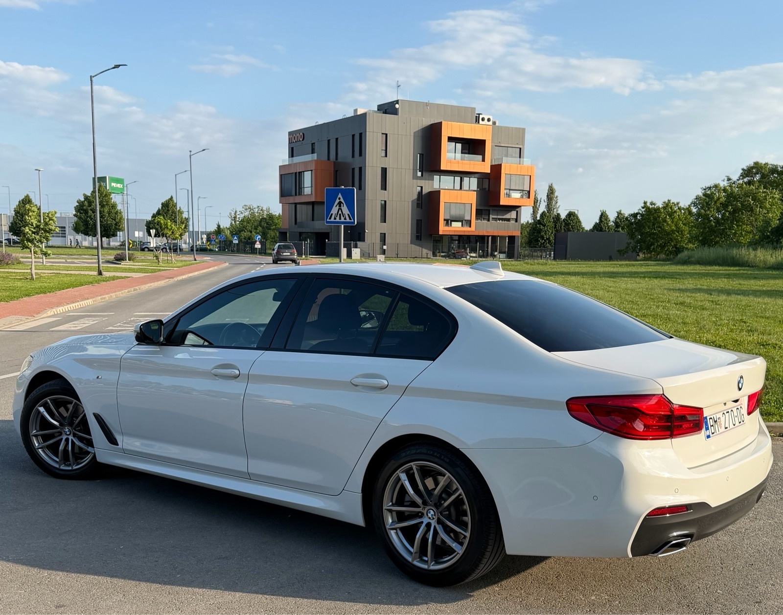 BMW serija 5, M SPORT, X-DRIVE, VIRTUAL, 190KS, AUTOMATIK, F1, REG, fotografija 6