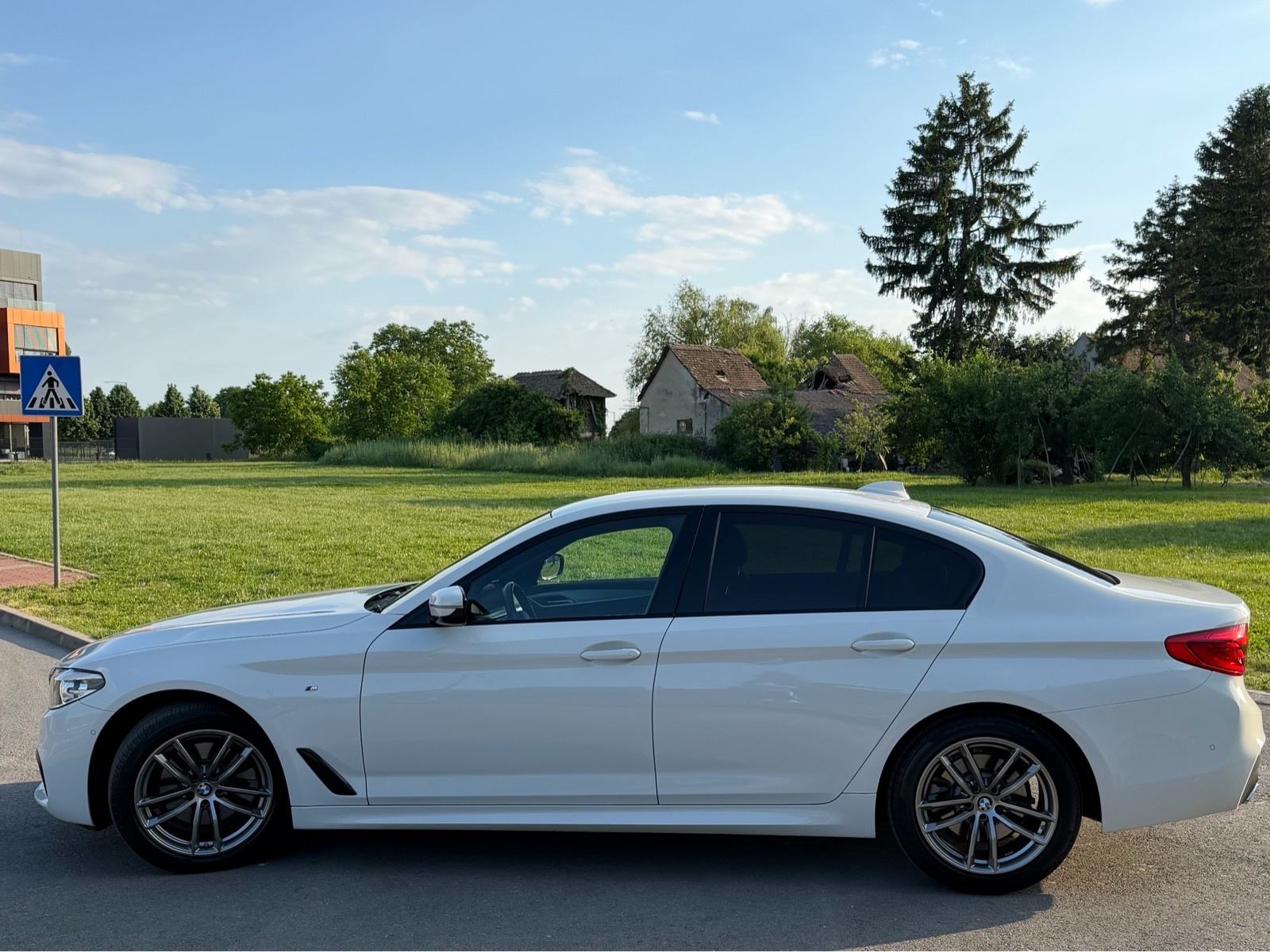 BMW serija 5, M SPORT, X-DRIVE, VIRTUAL, 190KS, AUTOMATIK, F1, REG, fotografija 9