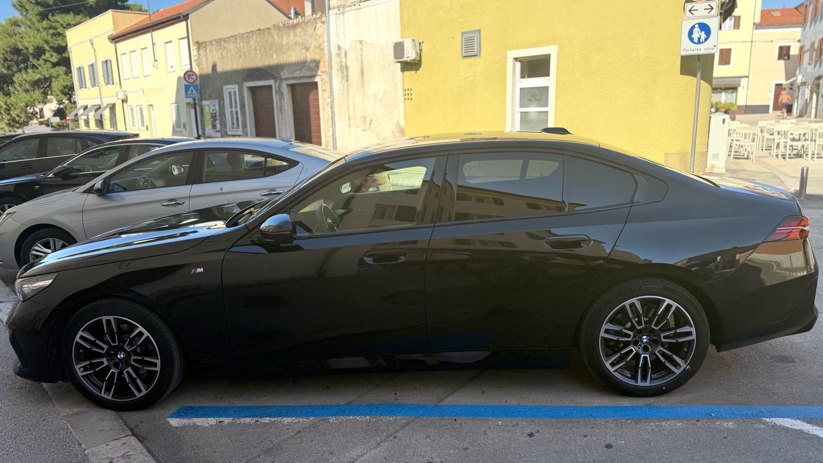 BMW serija 5 520d automatik, fotografija 2