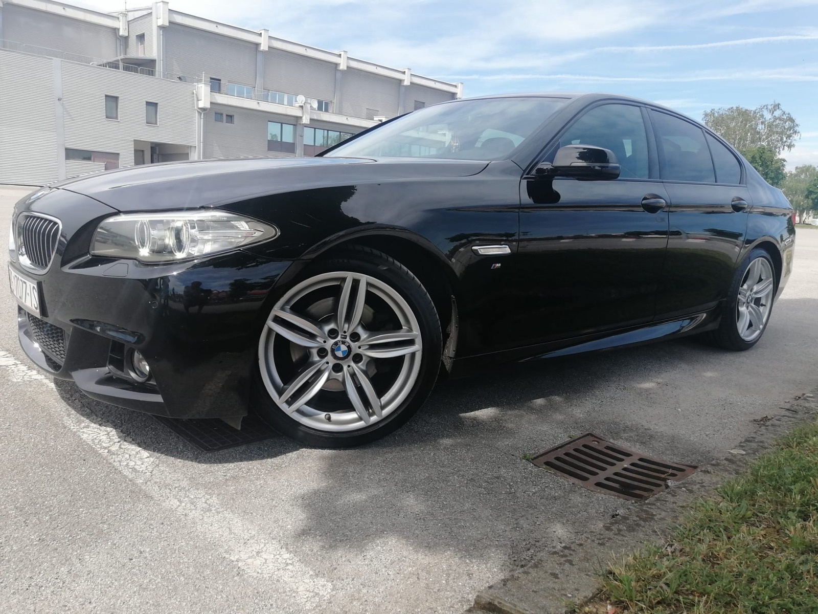 BMW serija 5 520d automatik, fotografija 4