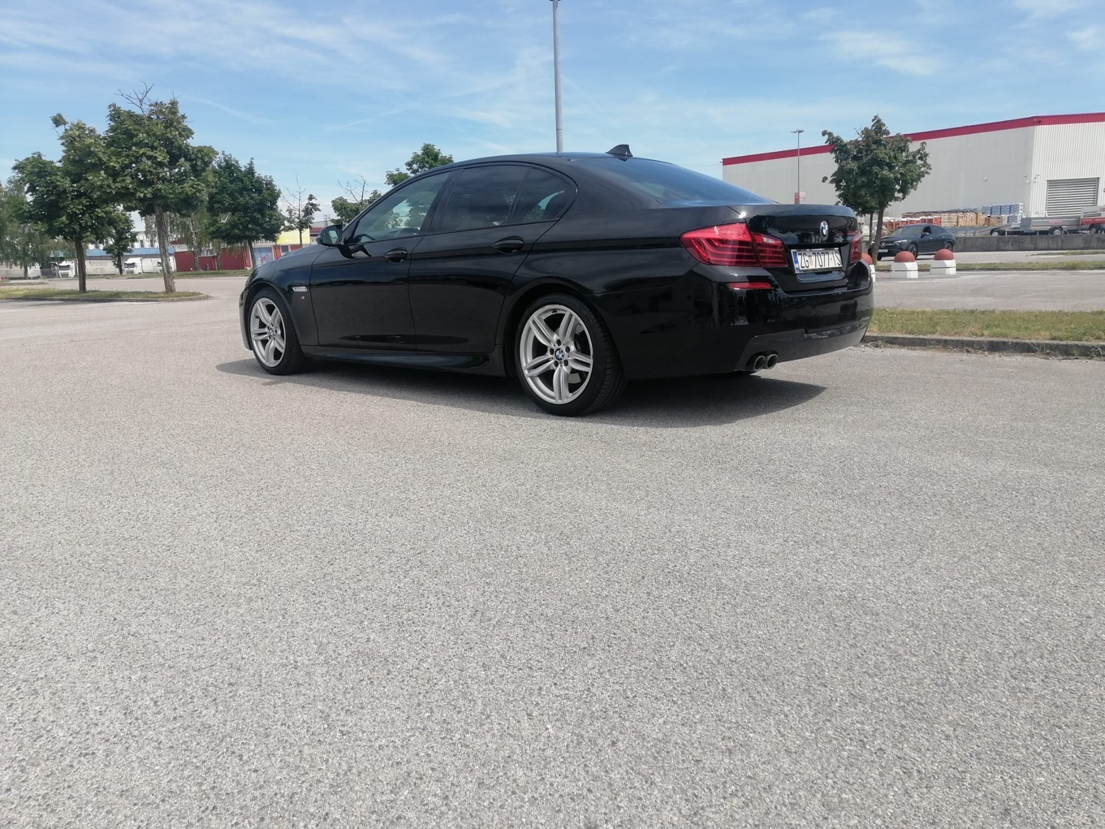 BMW serija 5 520d automatik, fotografija 8