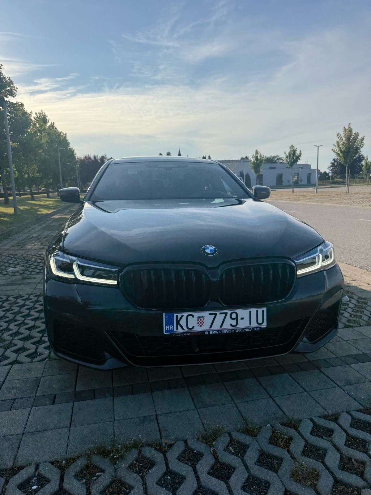 BMW 520d M Sport I 360 I Laserlight I Ventilirana sjedala, fotografija 2