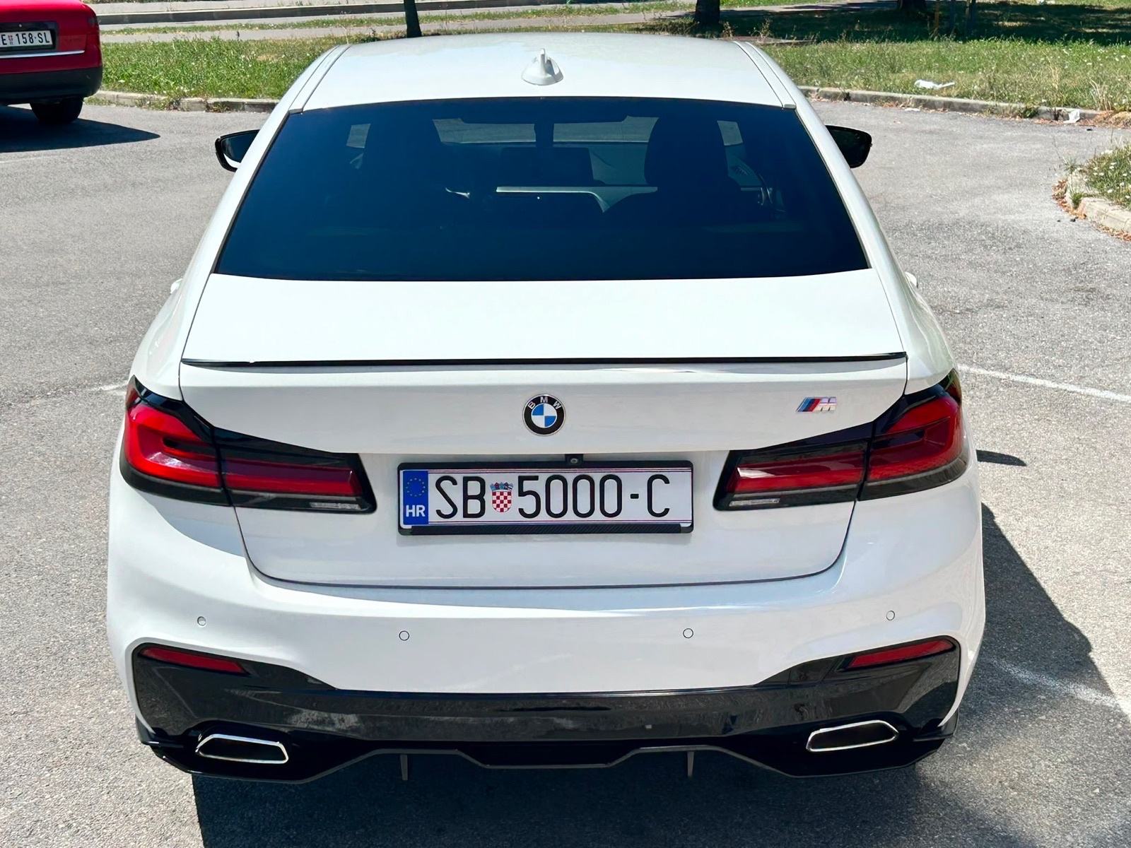 BMW G30 520d M-Paket + M-Perfomance Soft close Head Up Keyless, fotografija 7