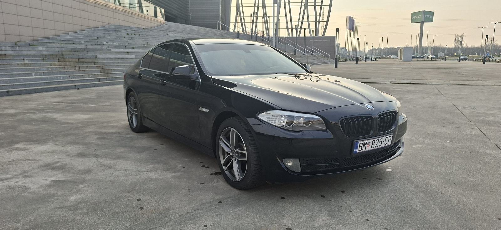 BMW serija 5 520d automatik, pogled izvana - slika 3