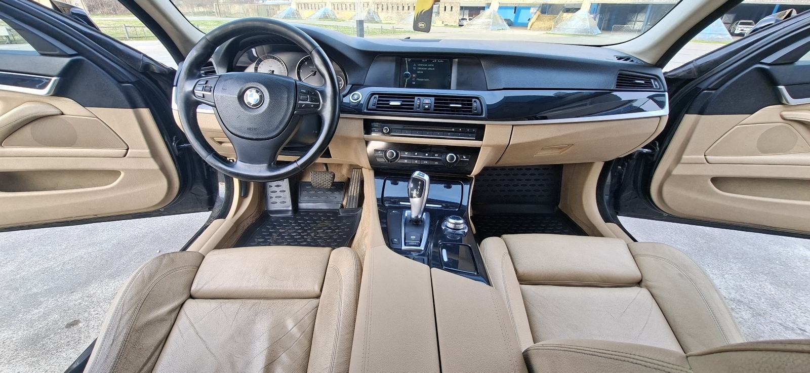 BMW serija 5 520d automatik, fotografija 10