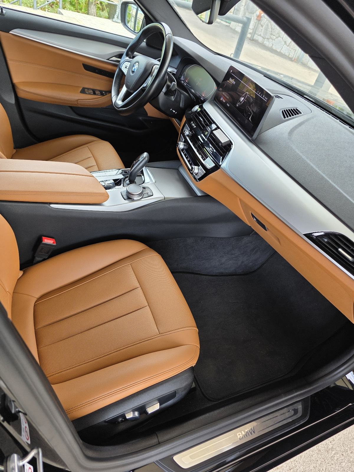 BMW serija 5 520d automatik, fotografija 4
