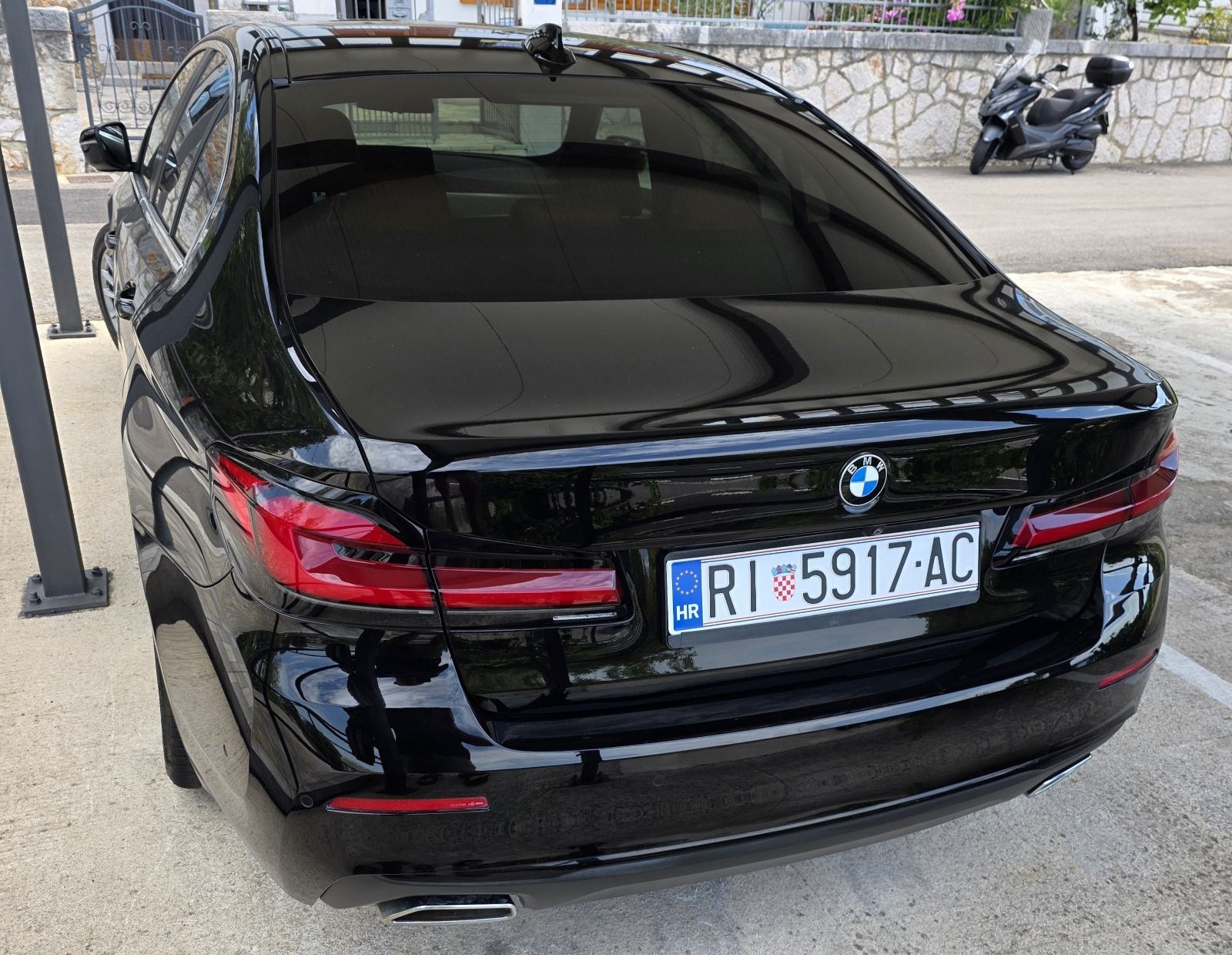 BMW serija 5 520d automatik, fotografija 3