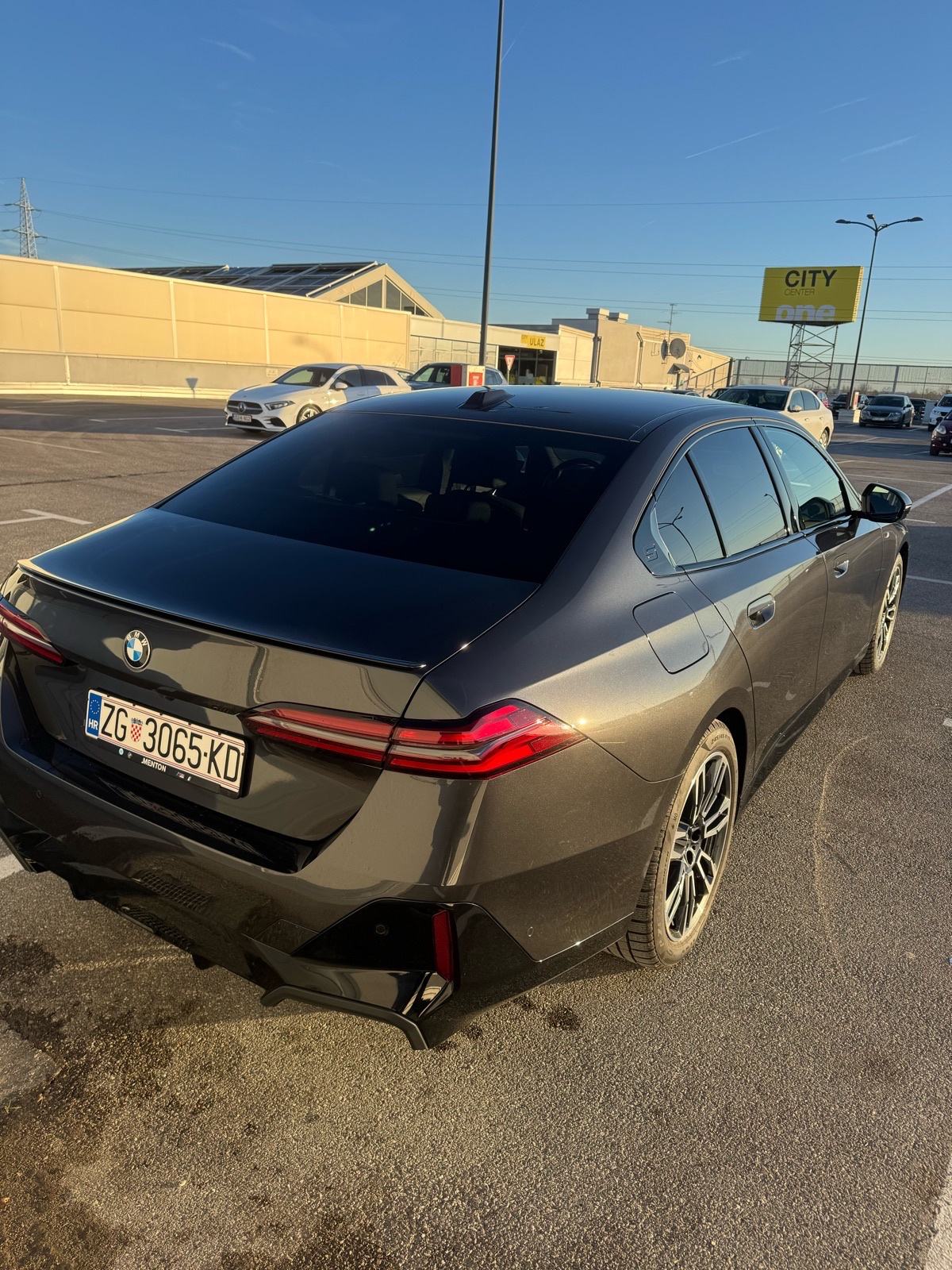 BMW serija 5 520d automatik, fotografija 2
