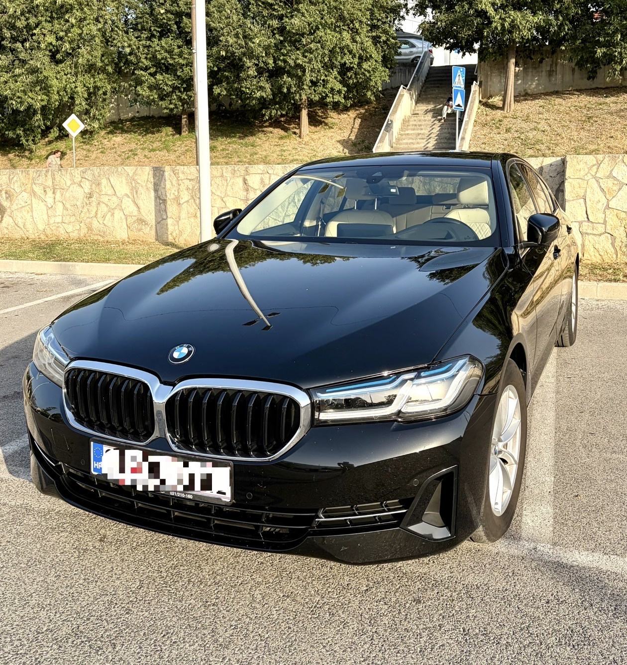 BMW serija 5 520d automatik, fotografija 2